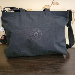 NWT Kipling black tonal Tadeo